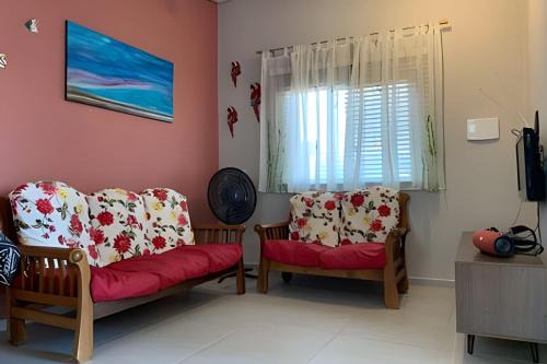 Peruibe Apartamento | Venha aproveitar o litoral de Peruíbe em apartamento aconchegante (apartamento primeiro andar)