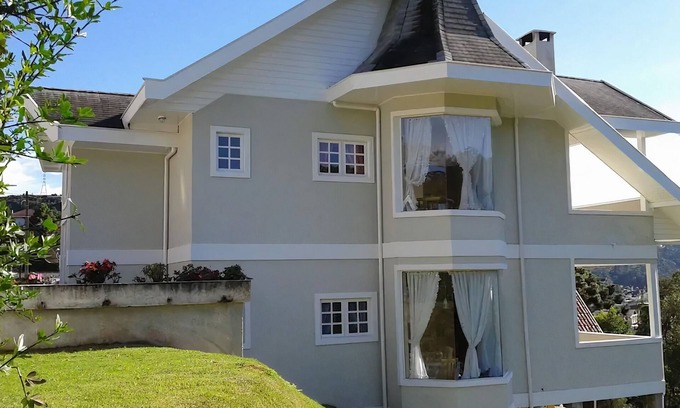 Vila Albertina Chalet De Esquí | Venha Descansar nas Montanhas em Campos do Jordão! Chalé 1