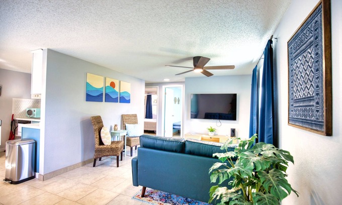 South Venice Casa | Venice Palms - Family Beach Fun!!