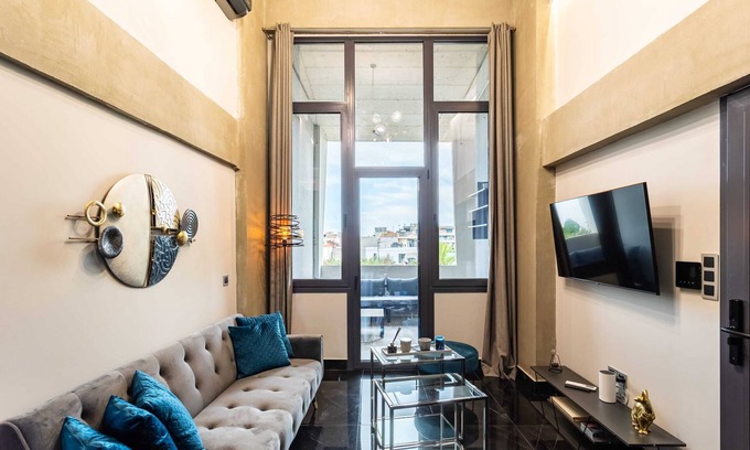 Anatolikos Sinikismos Apartamento | Ventiri Lofts - Cozy Penthouse with Balcony