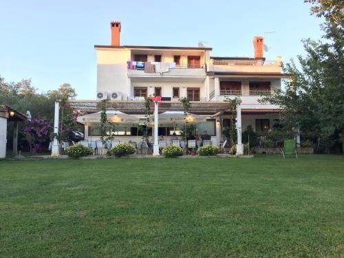Valica Cama Y Desayuno | Vera Bed and Breakfast