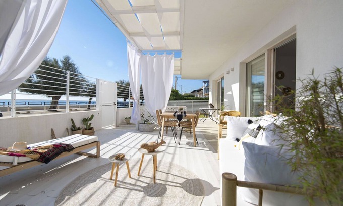 Avola Apartamento | Vera's White Pearl Apartment