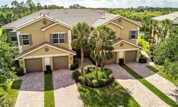 Fort Myers Casa | Verandah's- Cottonwood Bend