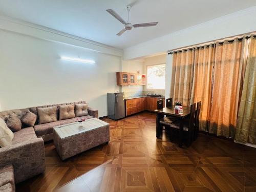 Deoghat Apartamento | Verma paradise