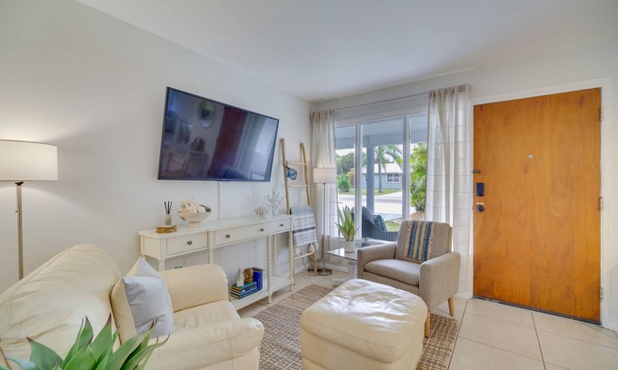 Rock Ridge Casa | Vero Beach Vacation Rental ~ 3 Mi to the Ocean!