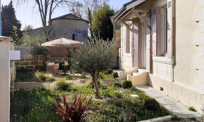 Saint-Seurin-sur-l'Isle Casa | Vers la Rivière - Yoga gîte
