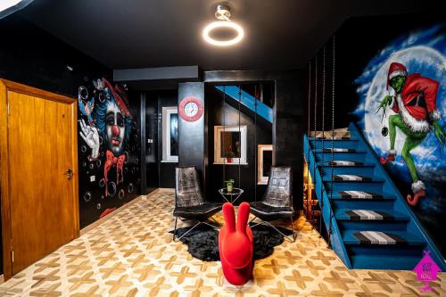 Kaunas Hotel | Very Bad Hootel