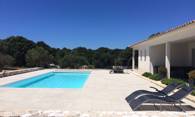 Bonifacio Casa | Muy bonita villa nueva de Bonifacio, a 10 minutos de las playas, piscina privada climatizada