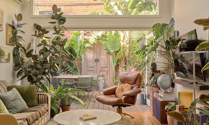 Fitzroy Casa | Very Fitzroy: Style, Plants, Sleep-ins — and Soul.
