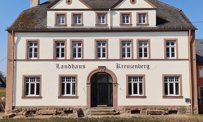 Malbergweich Casa | Very luxurious country house with ao whirlpool, cinema, sauna, billiards, panoramic view