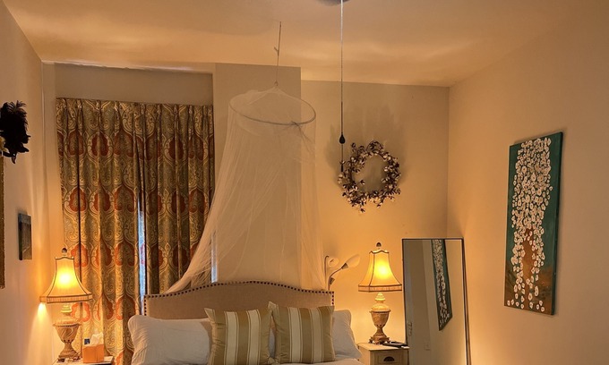 Esplanade Ridge Cama Y Desayuno | Very Near the French Quarter. BnB room with Private Bath
