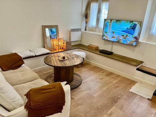 Saint Seurin - Fondaudege Apartamento | Very nice apartment with garden