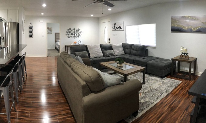 New Caney Casa | Very Nice Country Stay Not Far Away