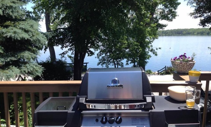 Alburg Casa | Muy bonita casa para perros en el lago Champlain. Naturaleza, aire fresco, barbacoa!