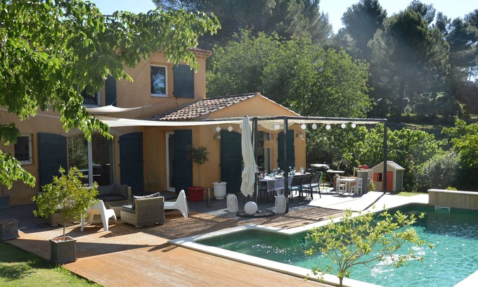 Eoures Villa | Promoción en las semanas del 6 al 13 de julio - del 13 al 20 de julio.