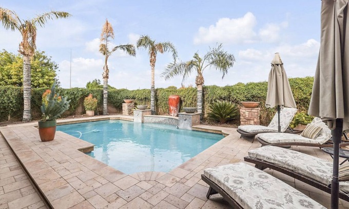 Gilbert Casa | Very private, upgraded family friendly getaway w/pool & luxurious hot tub!