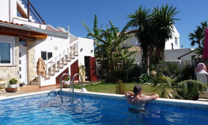 Buenas Noches Apartamento | Apartamento muy tranquilo con 1 terraza y vistas al mar.