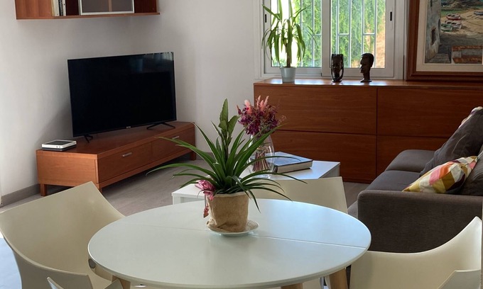 La Font d'en Fargues Apartamento | Just renovated, very quiet, with pool, ideal families or digital nomads.