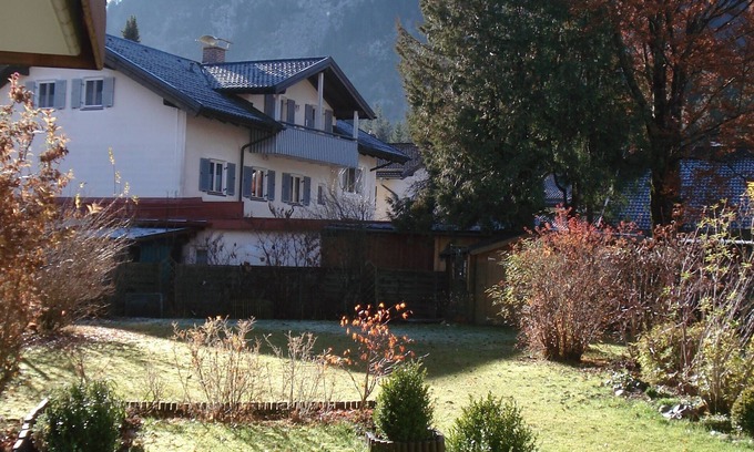 Oberammergau Apartamento | Muy tranquilo, pero céntrico, moderno y confortable, vista a la montaña, cerca del remonte
