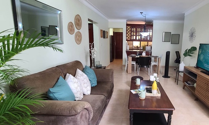 Renacimiento Apartamento | Cómodo, limpio y muy espacioso.