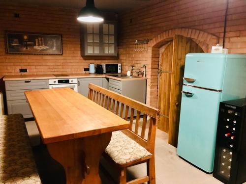 Moravska Nova Ves Cabina | Veselý - vinný sklep
