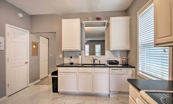 Lake Carolina Cabaña | Veteran-owned Family Home Near Fort Jackson!