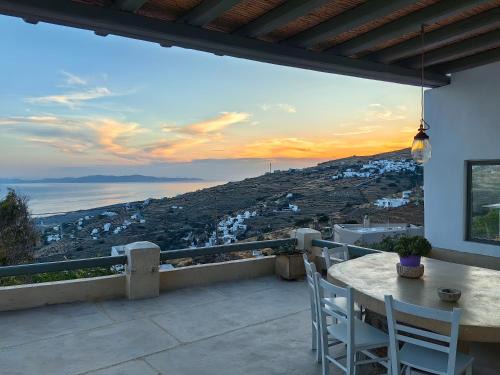 Tinos Casa | Vgena's house in Dio Choria