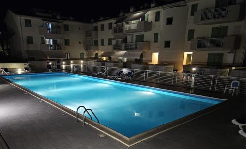 Civitanova Marche Apartamento | Via Bachelet 8 Luxury House