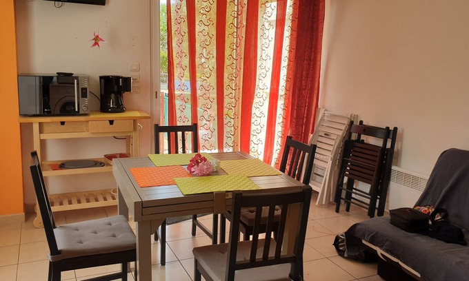 Vias Apartamento | Vias Village, Loc Season and Out of Season