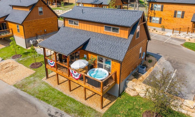 Branson Cabina | Wild Style Meets Big Easy Vibes