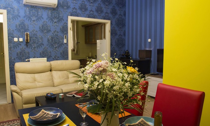 Terezvaros Apartamento | Vibrante apartamento de 3 dormitorios en el corazón palpitante de Budapest