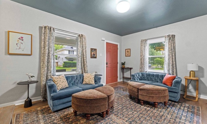 Fort Wayne Casa | Vintage & Vibrant 3BR | 2 Kitchens | Parking | W/D