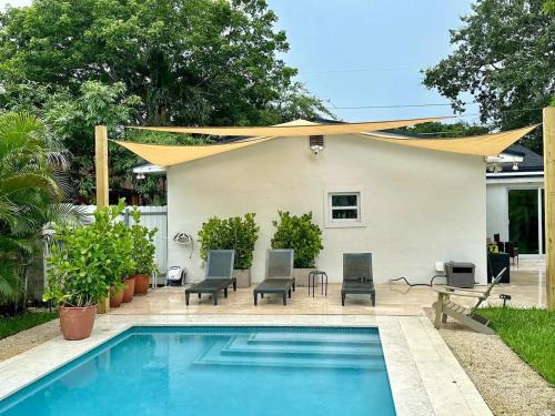 Little Haiti Casa | Vibrant 4bd 2ba Miami Home w POOL