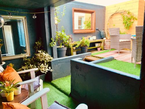 Folkestone Apartamento | Vibrant beachfront Folkestone getaway