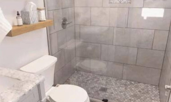 Charlotte Casa | Vibrant home 7 mins from Uptown