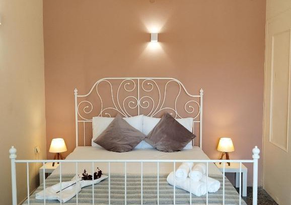 Korithion Apartamento | Vicky's central apartment