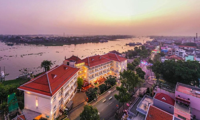 Chau Thoi Hotel | Victoria Chau Doc Hotel