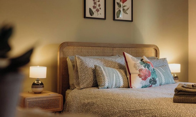 Cambridge Cabaña | Victorian cottage, (New to Vrbo) near Botanical gardens & historical collages