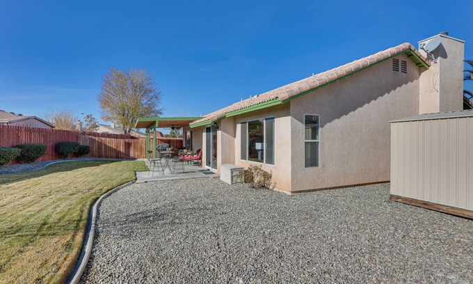 Victorville Casa | Victorville Home w/ Fenced Backyard + Patio!