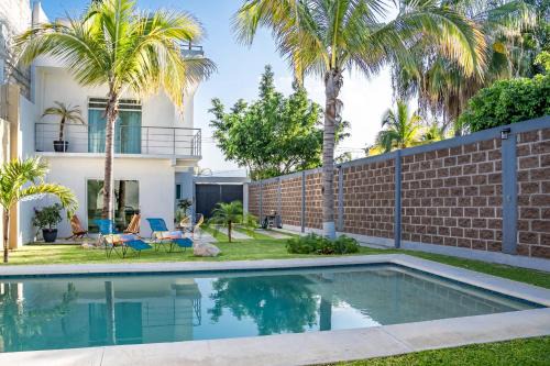 Tequesquitengo Casa | Vida Casa Kuxtal Rooftop con vista al Lago