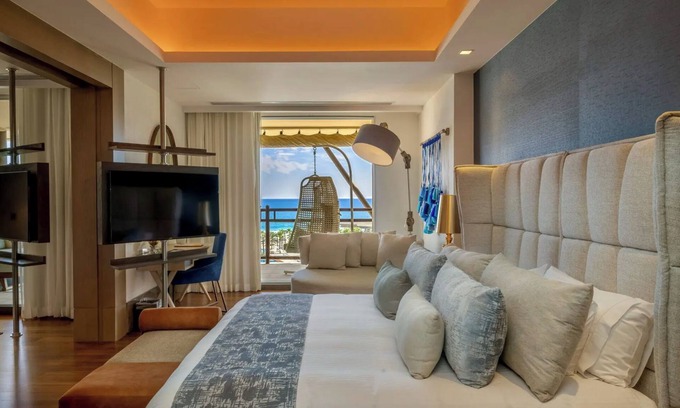 Campo de Golf Fonatur Complejo | Vidanta Los Cabos, Grand Luxxe Celebrity Suite - 2 Bed/2Ba