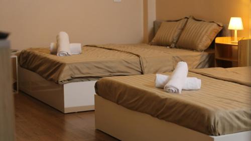 Hang Trong Apartamento | Vietnam Travelers Home 2 with Cozy Private Balcony