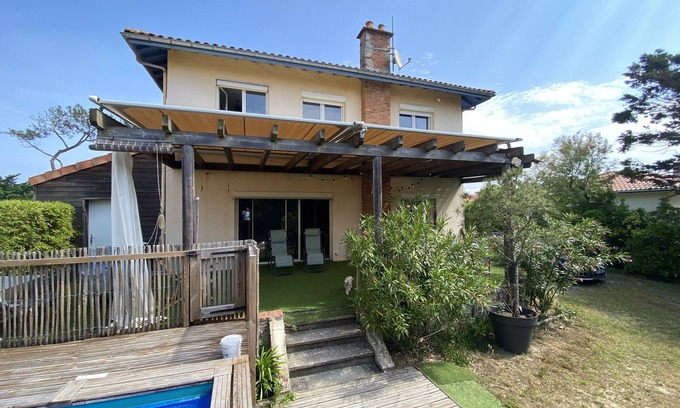 Vieux-Boucau-les-Bains Casa | Vieux Boucau les Bains neighborhood house. 10 people.