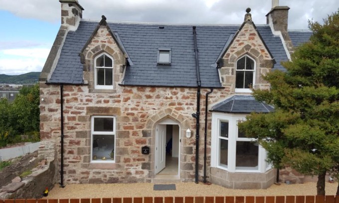 Inverness City Centre Casa | View Cottage