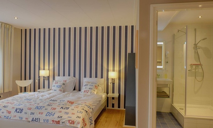 Monnickendam Apartamento | View of the harbour, room with shared kitchenette