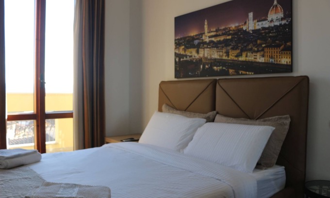 Signa Apartamento | [view on art] skyline balcony