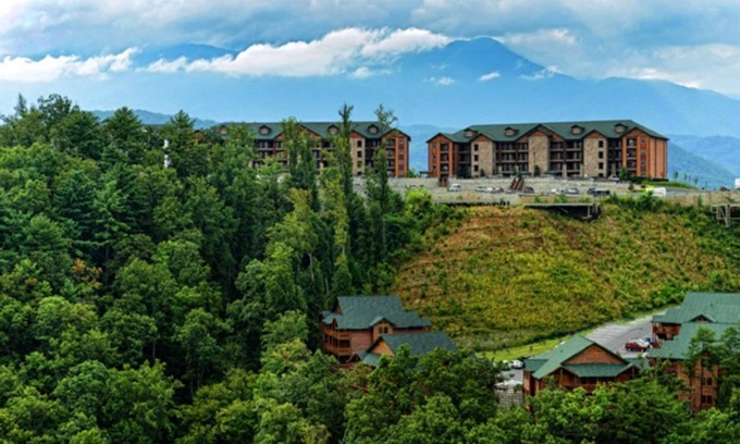 Gatlinburg Complejo | 2 BD-3 BA-Sleeps 8 Pets MOUNTAIN TOP GATLINBURG NAVIDAD !