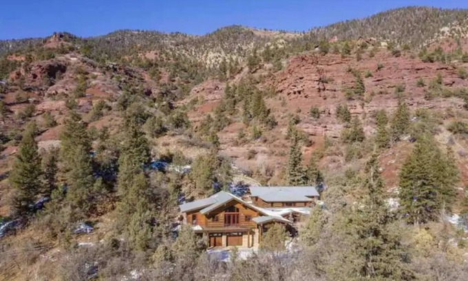 Placerville Apartamento | Views Galore & Private Hot Tub - Attached 2BR Apt.