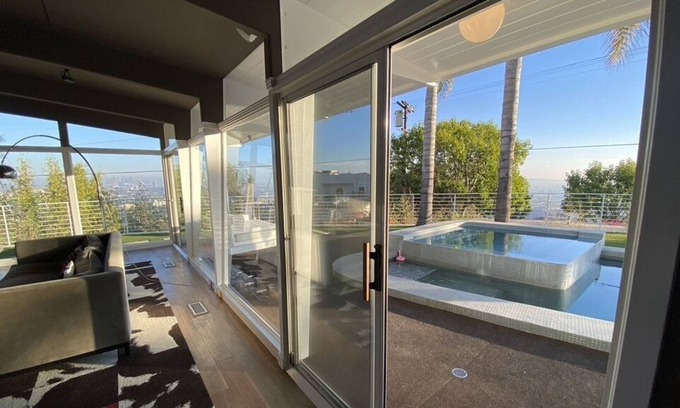 West Hollywood Casa | Views Views Secure Hollywood Hills Above Sunset Blvd & Near Chateau Marmont