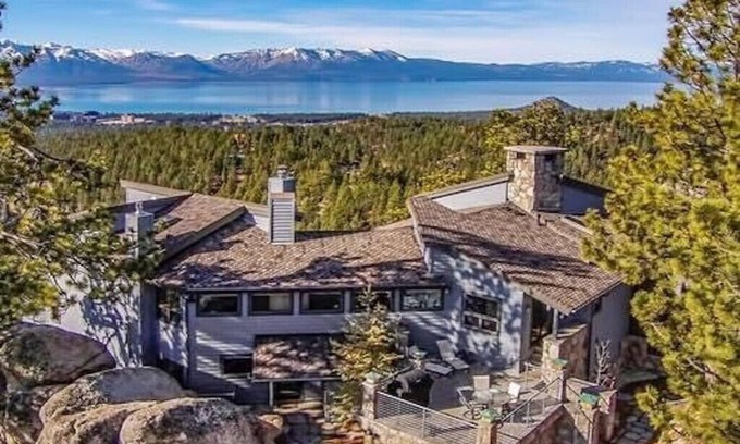 Tahoe Village Casa | Impresionantes vistas al lago !! Cerrado de lujo para vacaciones, retiros y bodas